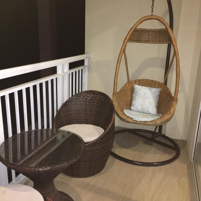 Pico Beach Front Condo Nasugbu Exterior photo